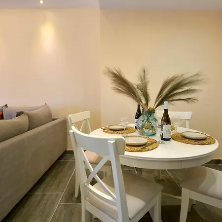 Saroko House Apartment *