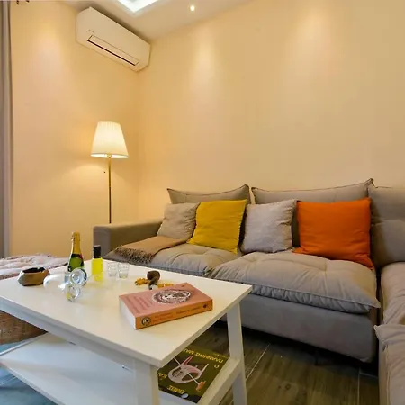 Saroko House Apartment *