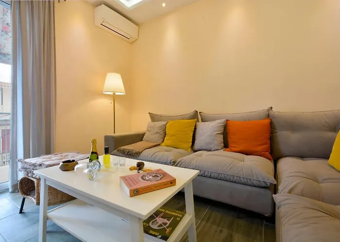 Saroko House Apartament *